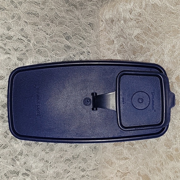 Tupperware: Container - Picture 4 of 8